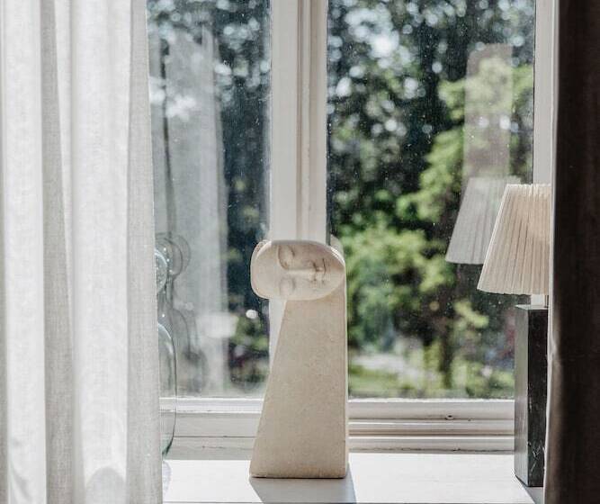 스탠다드 룸, Slottsvillan