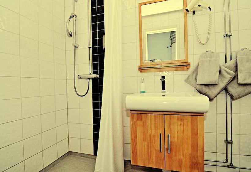 Quarto Estandar, Strand