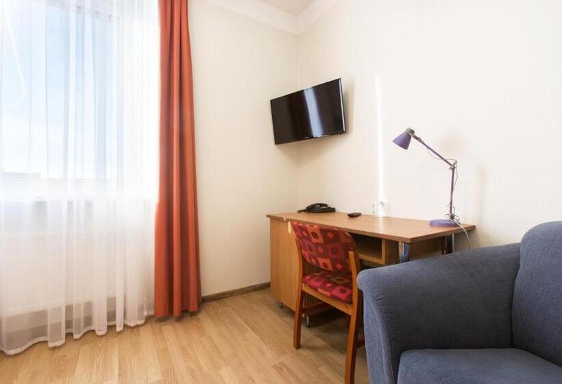 اتاق استاندارد یک نفره, Narva Hotell & Spaa