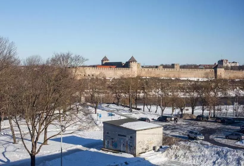 سوییت جونیور, Narva Hotell & Spaa