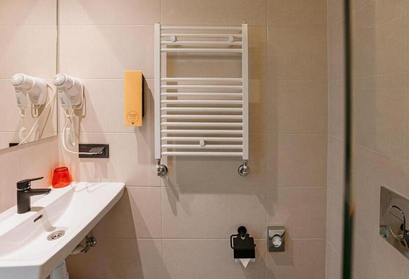 اتاق لوکس یک تخته, Narva Hotell & Spaa