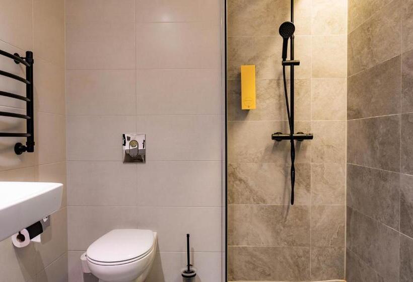 اتاق لوکس یک تخته, Narva Hotell & Spaa