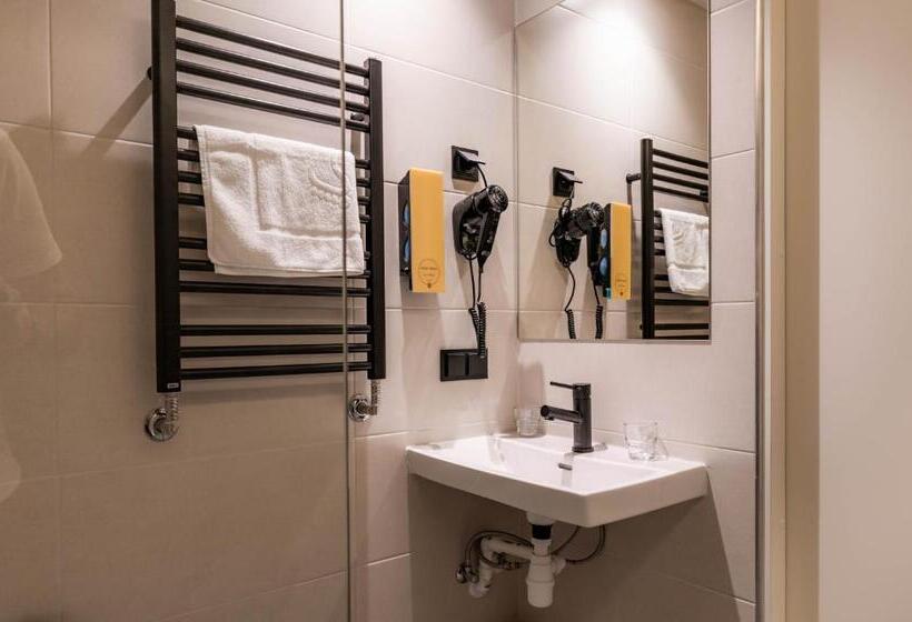 اتاق لوکس با چشم‌انداز شهر, Narva Hotell & Spaa