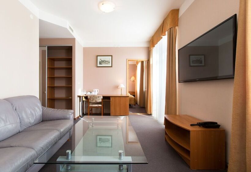 سوییت, Narva Hotell & Spaa