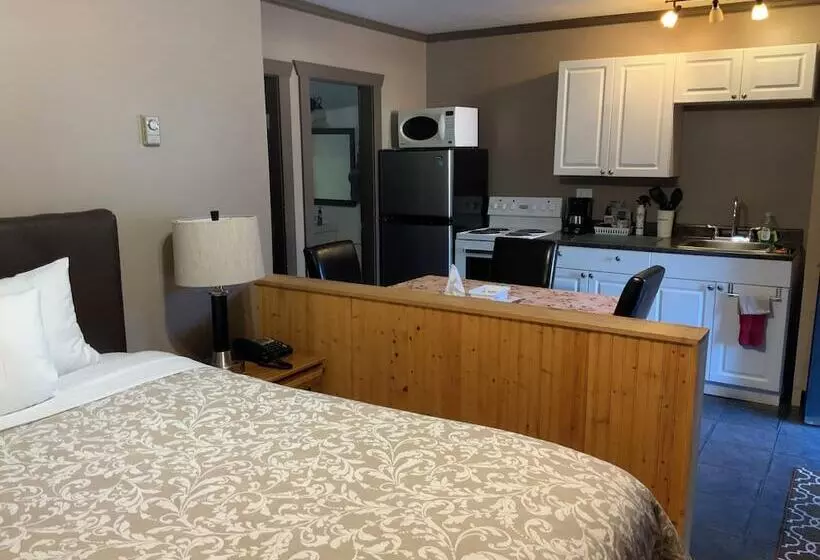 سوییت, Riverside Motel