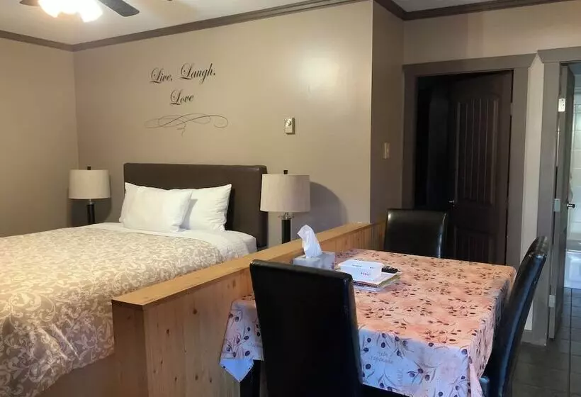سوییت, Riverside Motel