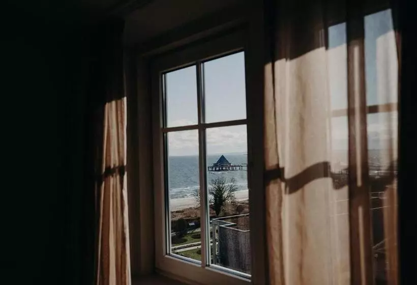 サイドオーシャンビュースタンダードルーム, Strandhotel Ostseeblick