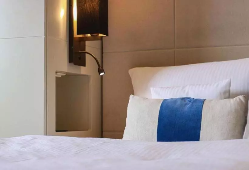 片側に海が見えるスタンダードシングルルーム, Strandhotel Ostseeblick