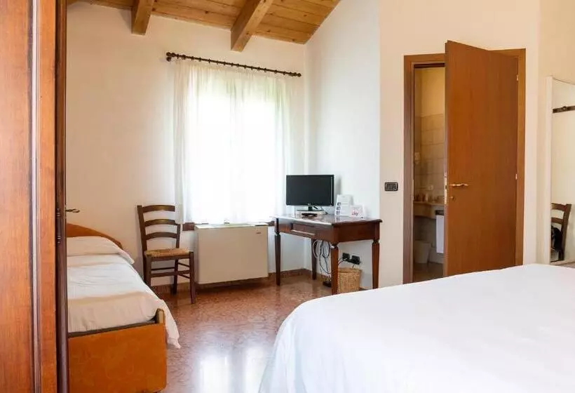 スタンダードトリプルルーム, Agriturismo Cà Nuova