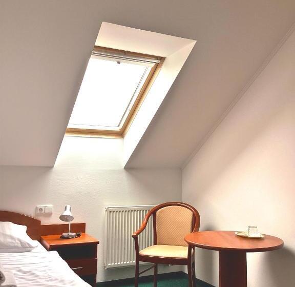 חדר סטנדרט יחיד, Golf Hotel Karolina