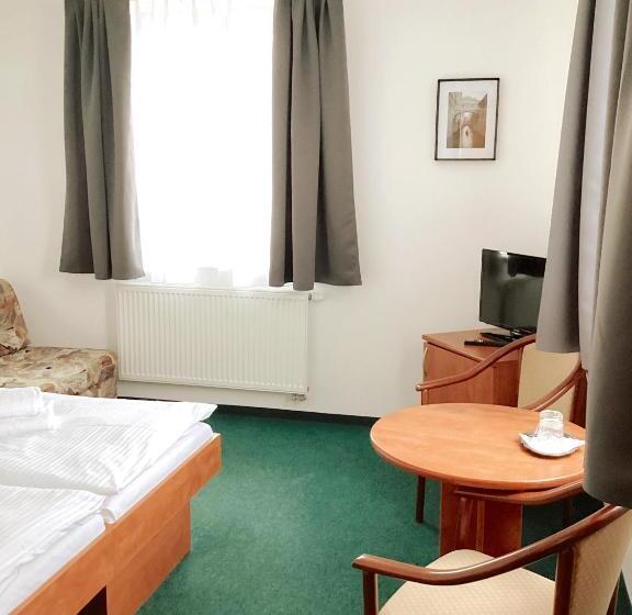 חדר סטנדרט, Golf Hotel Karolina