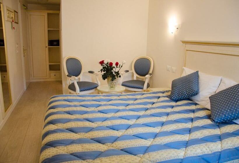 חדר סטנדרט, Ai Dogi