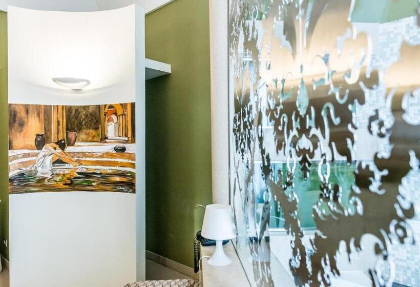 小型套房, Albergo Del Sedile