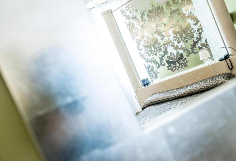 小型套房, Albergo Del Sedile