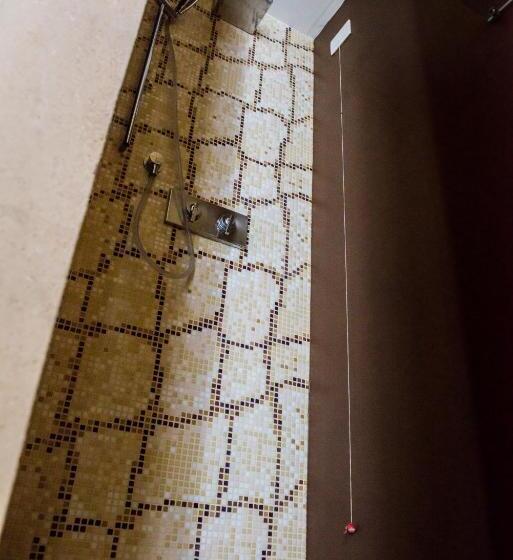 小型套房, Albergo Del Sedile