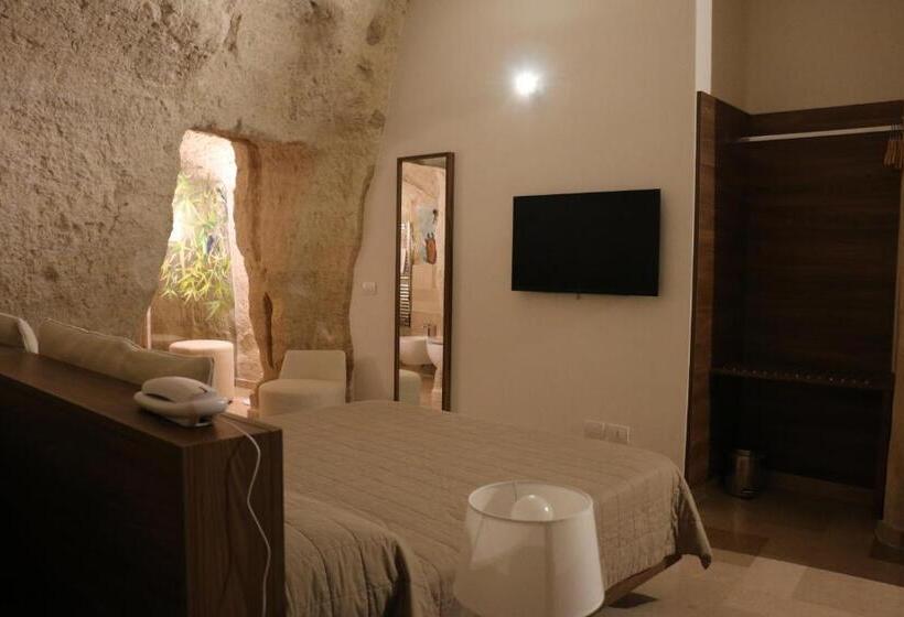 小型套房, Albergo Del Sedile