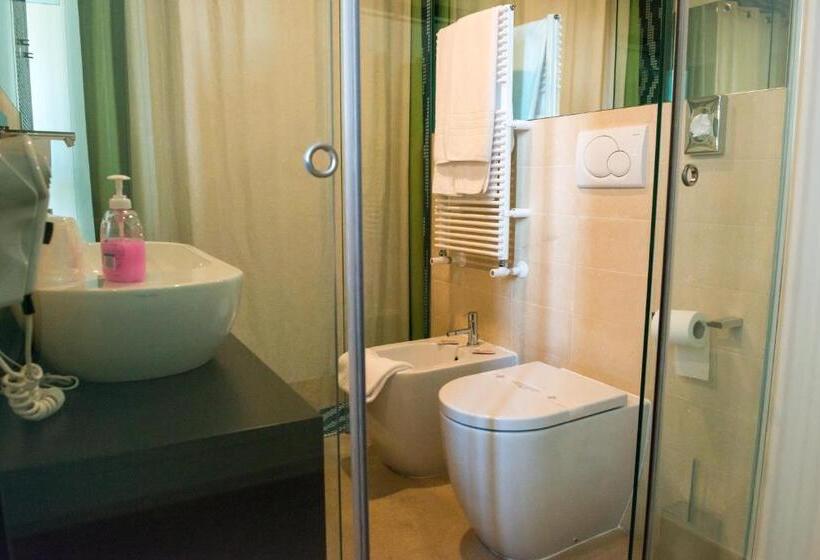 标准间, Albergo Del Sedile