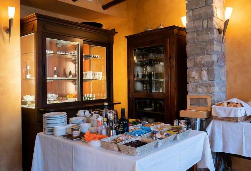 غرفة سوبيريور إطلالة على البحيرة, Albergo Ristorante Montebaldo