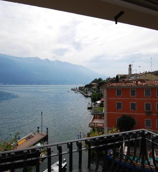 غرفة قياسية مزوَّدة بشُرفة, Albergo Ristorante Montebaldo