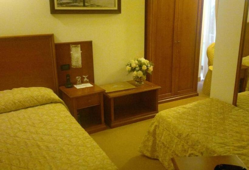 Номер Стандарт Индивидуальный, Albergo Ristorante Montebaldo