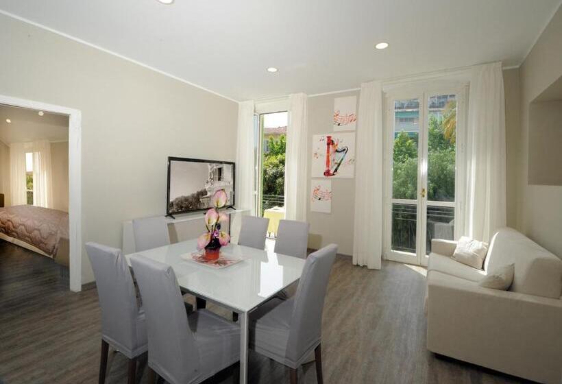 סוויטה עם מרפסת, Alexander & Spa