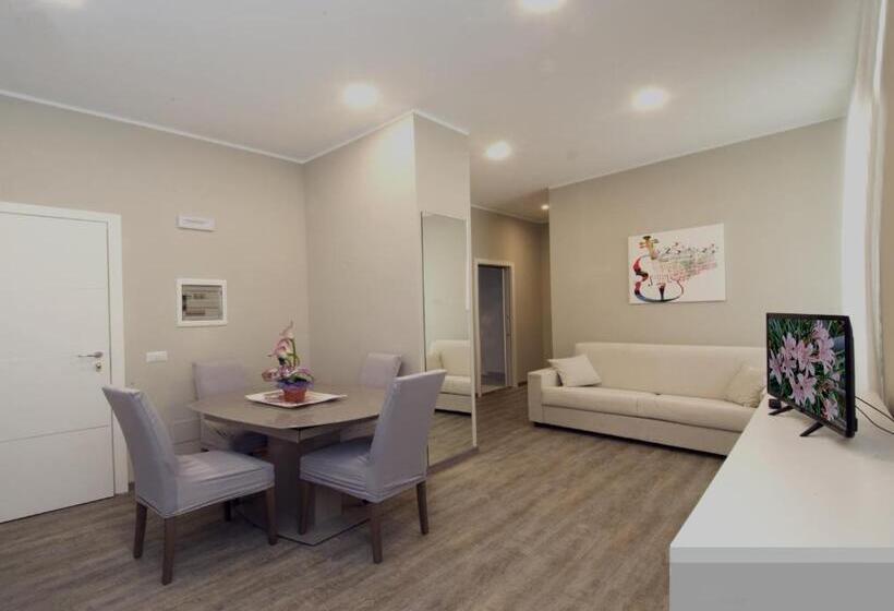 סוויטה עם מרפסת, Alexander & Spa