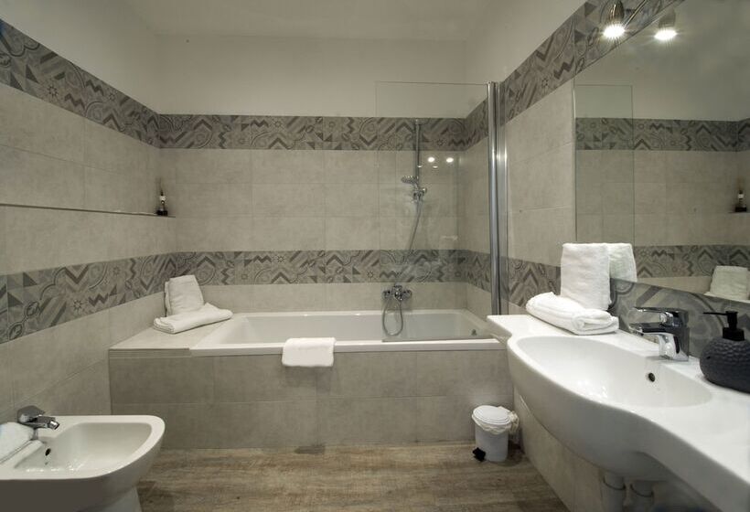 סוויטה, Alexander & Spa