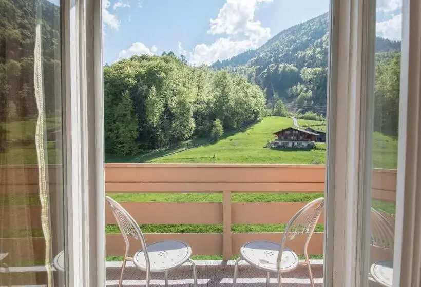 Superior-perhehuone, Berghof Amaranth