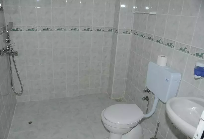 Standard Yhden Hengen Huone, Beyaz Kale