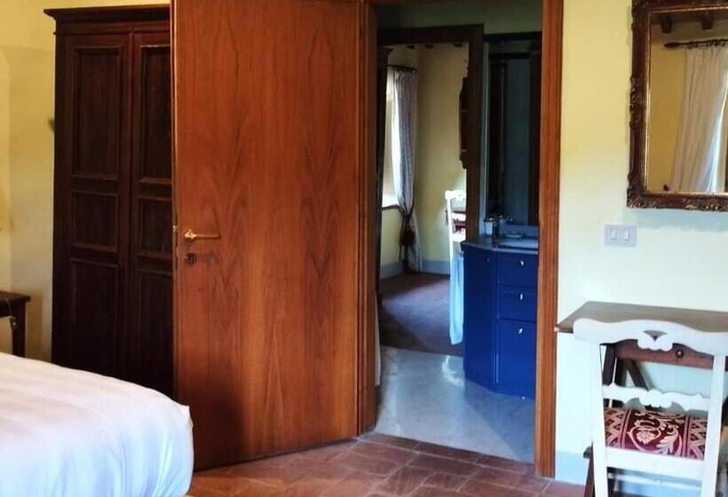 غرفة سوبيريور, Borgo Livernano