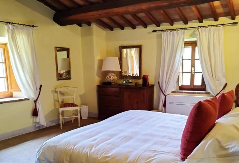 غرفة سوبيريور, Borgo Livernano