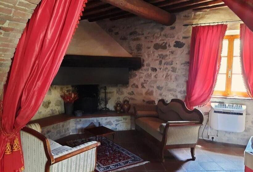 Suite, Borgo Livernano