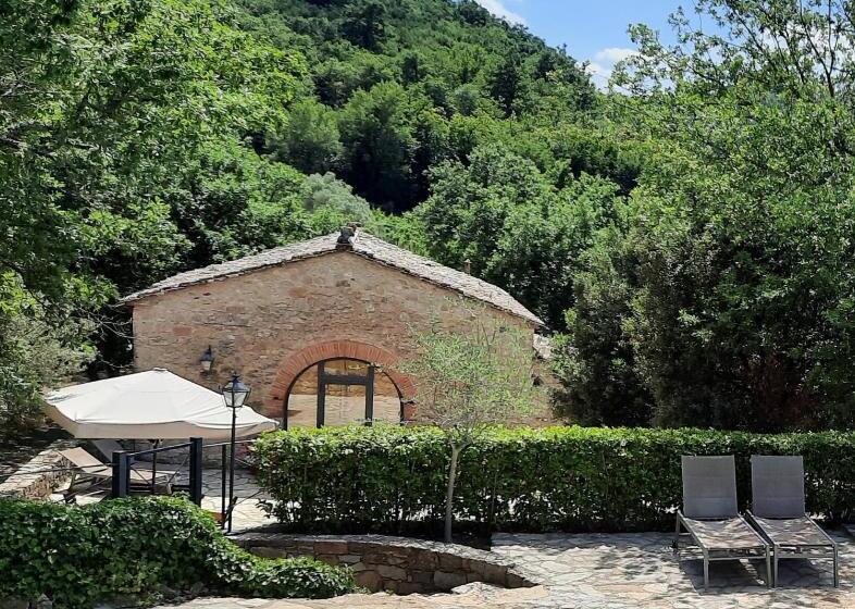 جناح مزود بتراس, Borgo Livernano