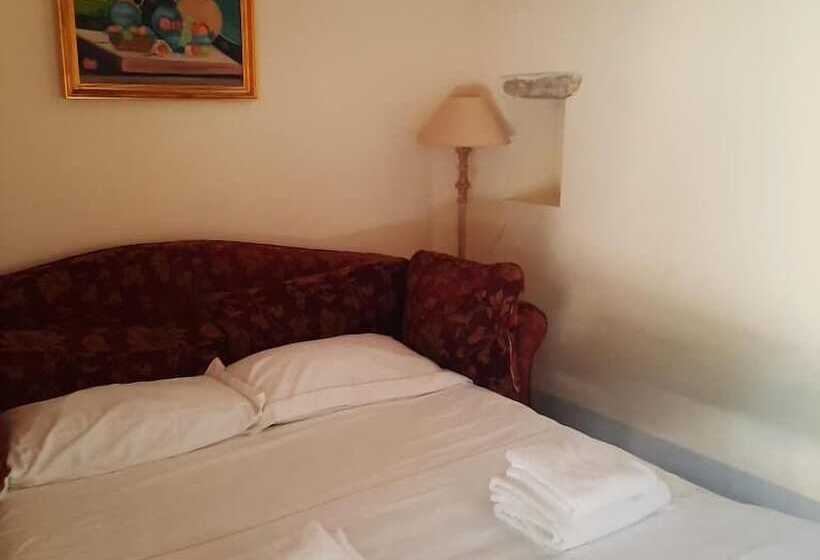 Suite Junior, Borgo Livernano