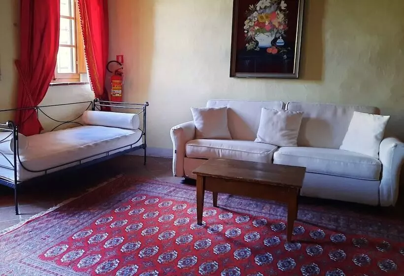 スイート, Borgo Livernano