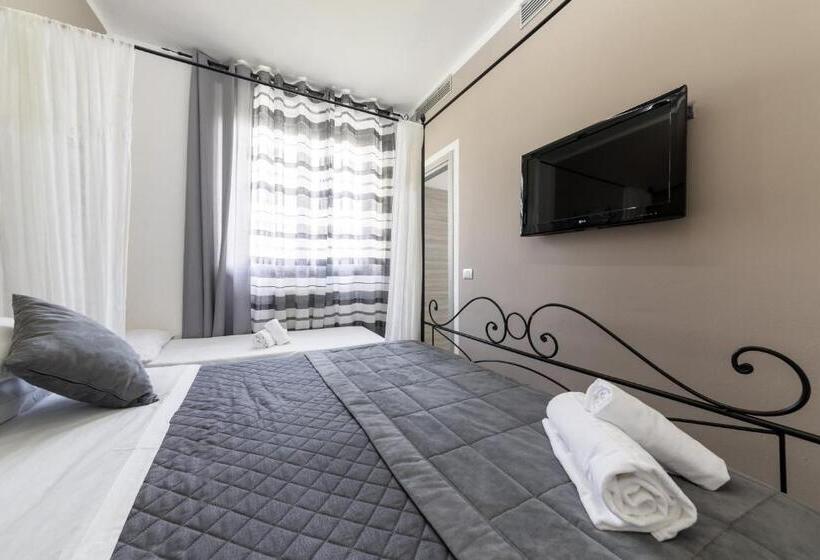 Family Suite, Canarino