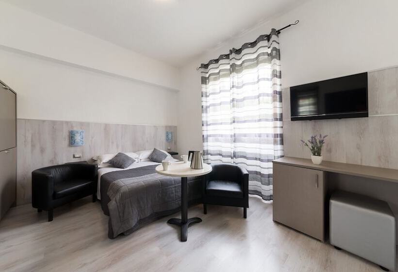 Четырехместный Номер Стандарт, Canarino