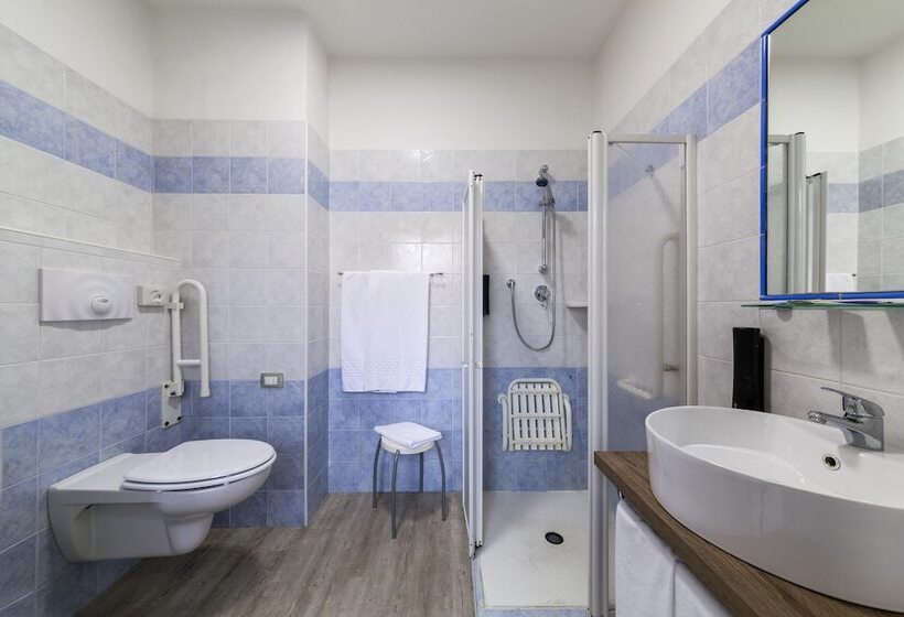 Четырехместный Номер Стандарт, Canarino