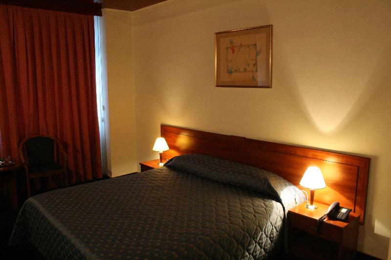 Номер Стандарт, Excelsior By Timhotels