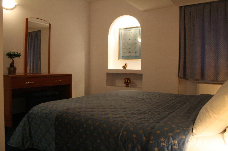 Номер Стандарт, Excelsior By Timhotels