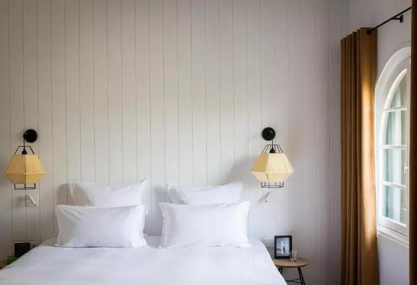 レイクビューデラックスルーム, Hôtel Les Hortensias Du Lac