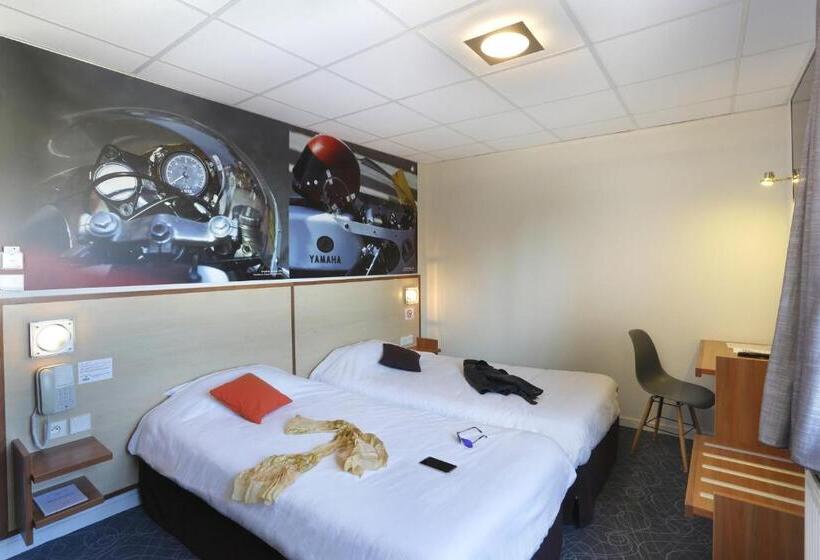 标准间, Le Relais Des Puys