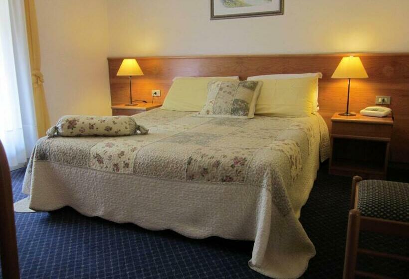 חדר סטנדרט, Marina