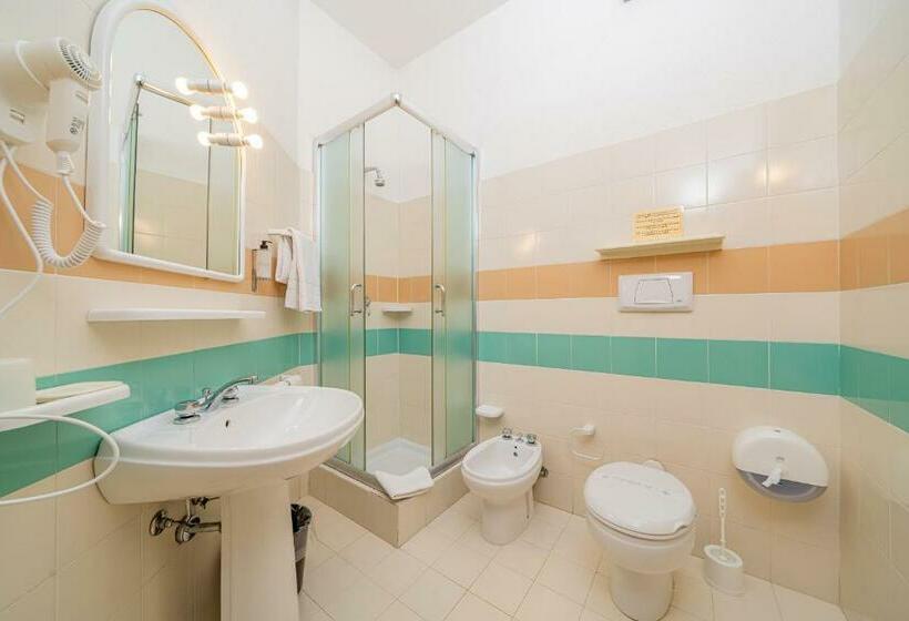 اتاق سوپریور, Marinaro