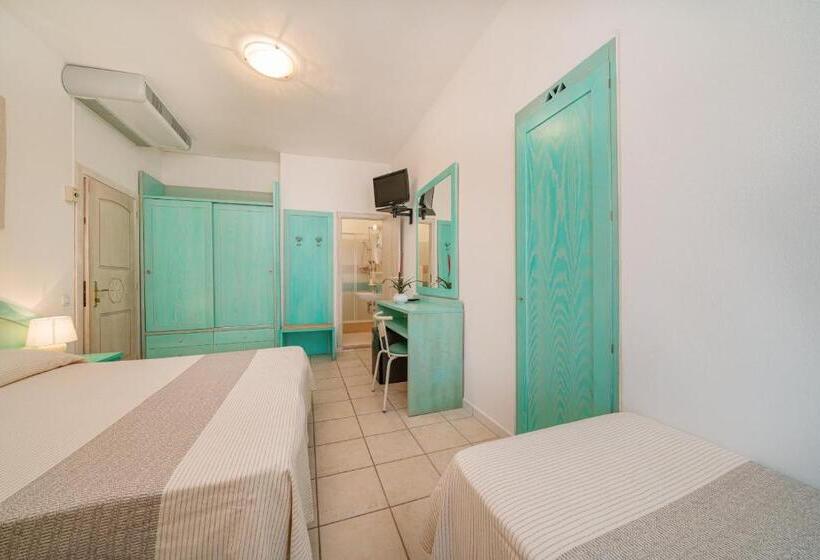 اتاق کلاسیک سه تخته, Marinaro