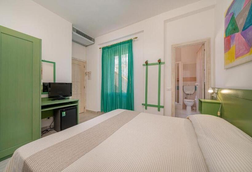 اتاق استاندارد, Marinaro