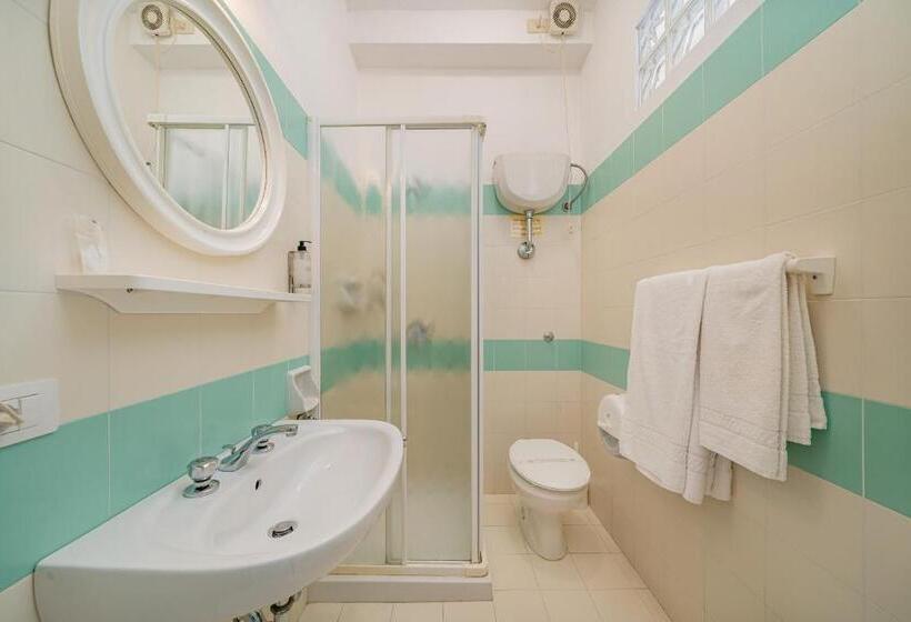 اتاق استاندارد, Marinaro