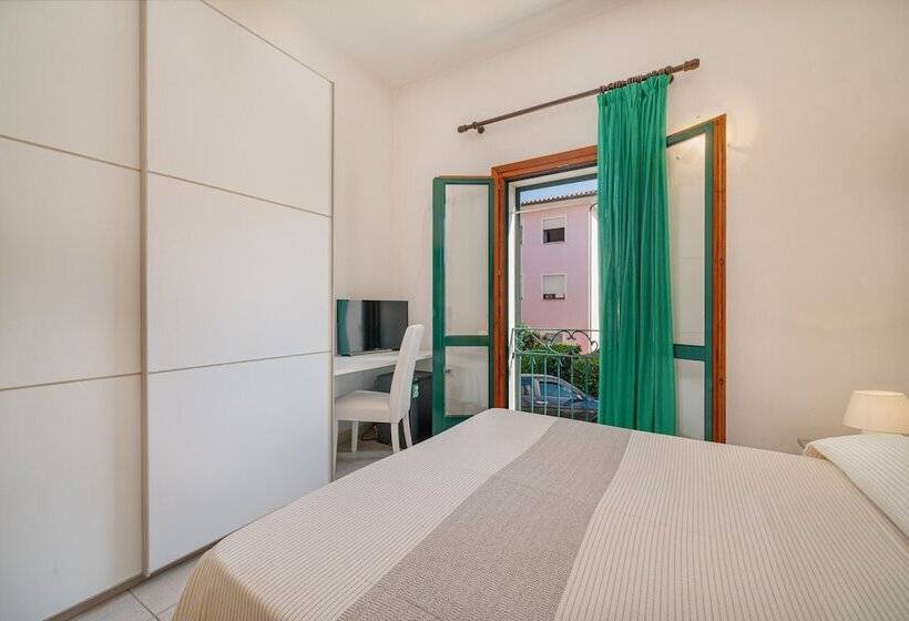 اتاق خانوادگی, Marinaro