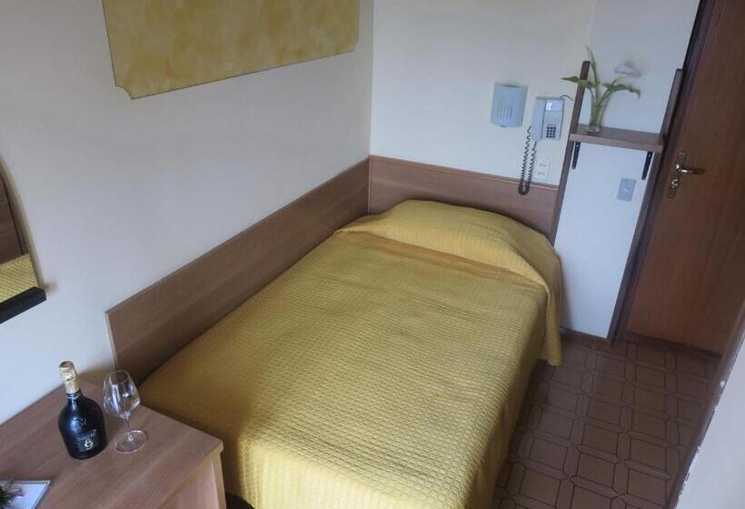 스탠다드 싱글 룸, Merano