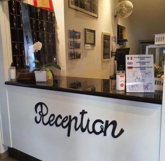 1 Bedroom Apartment Lake View, Merano